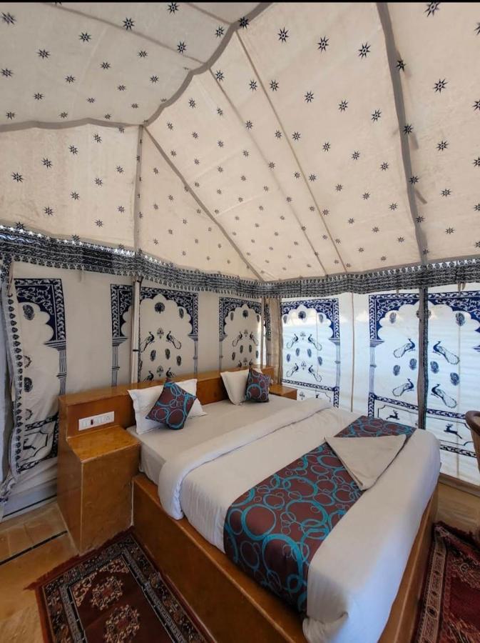 Отель Sam Dunes Desert Safari Camp Джайсалмер Экстерьер фото